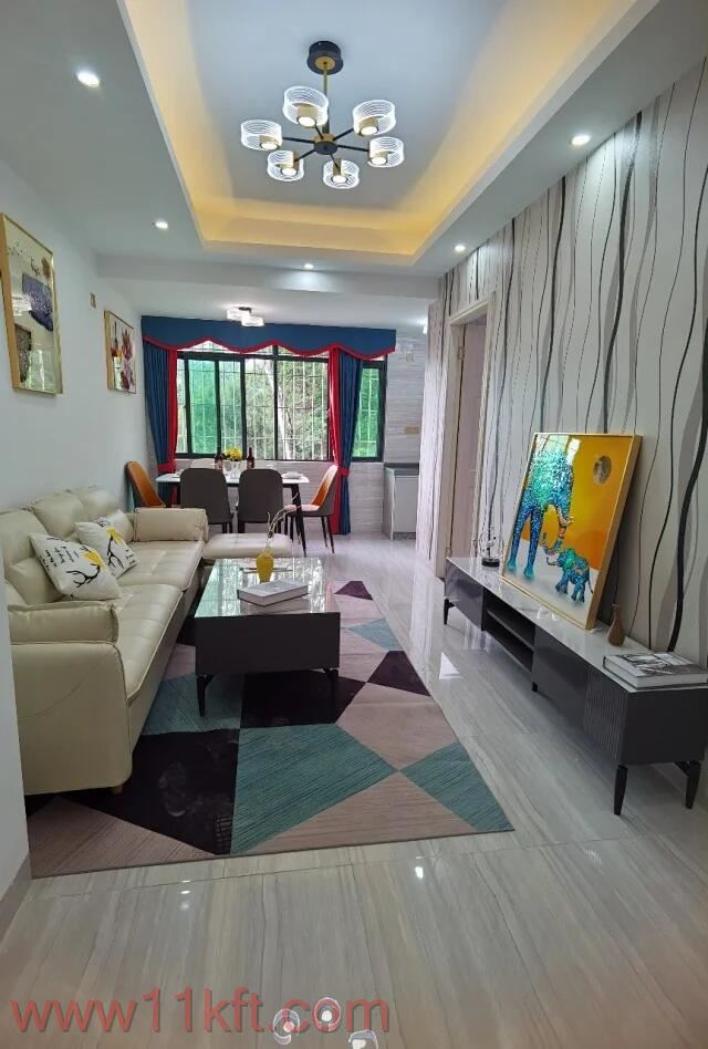 石岩小产权鸿景花园