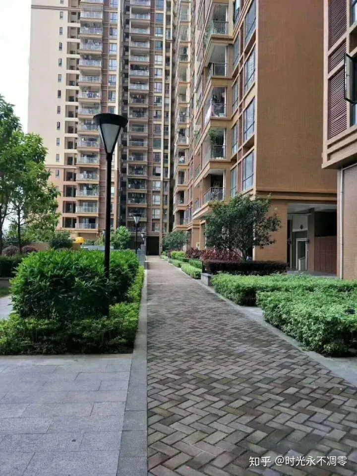 奔走相告（深圳小产权房有房产证吗多少钱）深圳小产权房有房产证吗？，深圳小产权房有没有房产证，