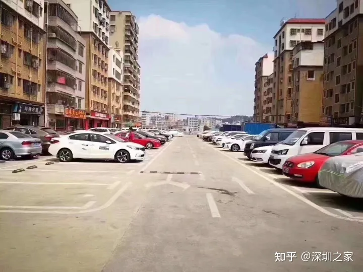 新鲜出炉（观澜阳光花园是小产权吗）观澜新围小区【阳光公园里】梅林关18分钟，带精装交房，观澜阳光花园租房，