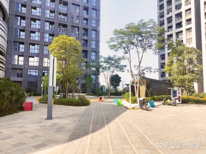 难以置信（别墅是小产权吗）深圳小产权房平湖山水田苑16栋花园小区房，深圳水田新村别墅，