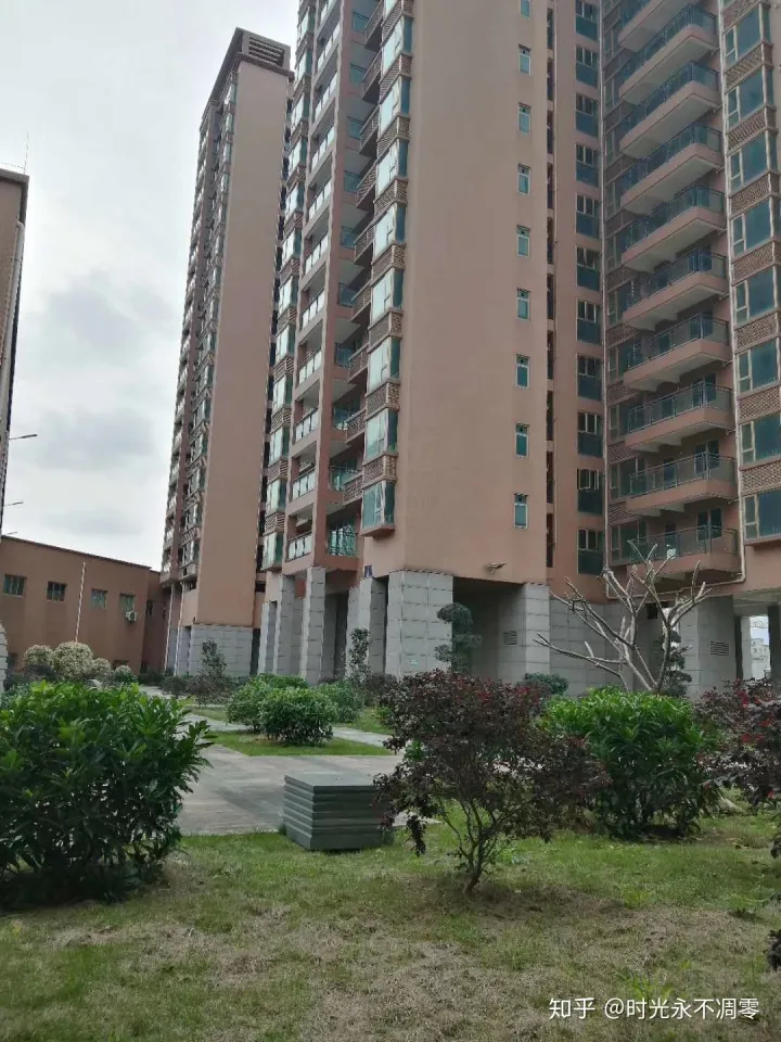 奔走相告（深圳小产权房大全）深圳小产权房各个区域最新价格情况及分布！，深圳市区小产权房价格，